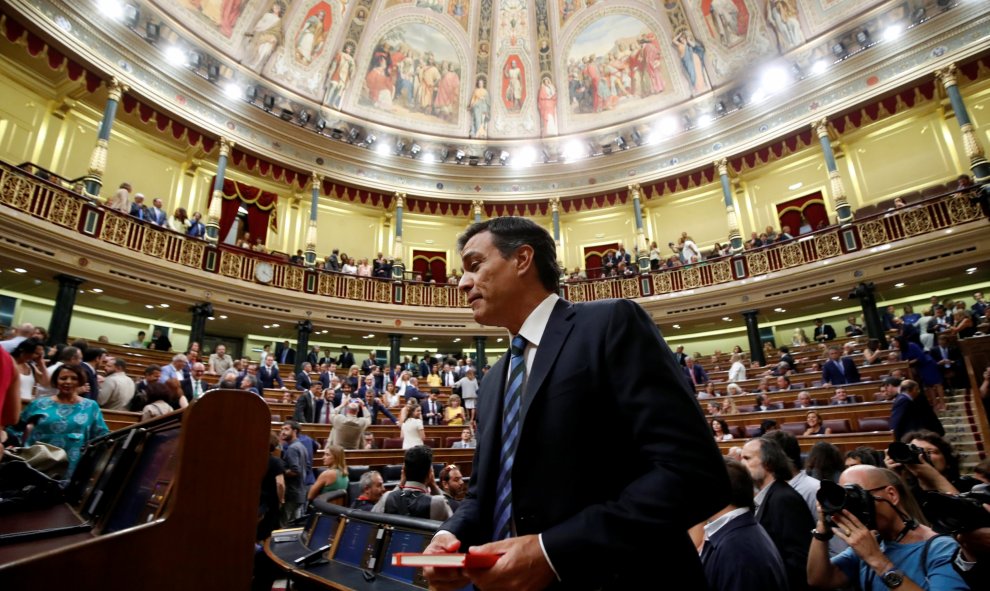 El líder del Partido Socialista, pedro Sánchez, llegando al debate de investidura en el Congreso de los Diputados. REUTERS/Juan Medina