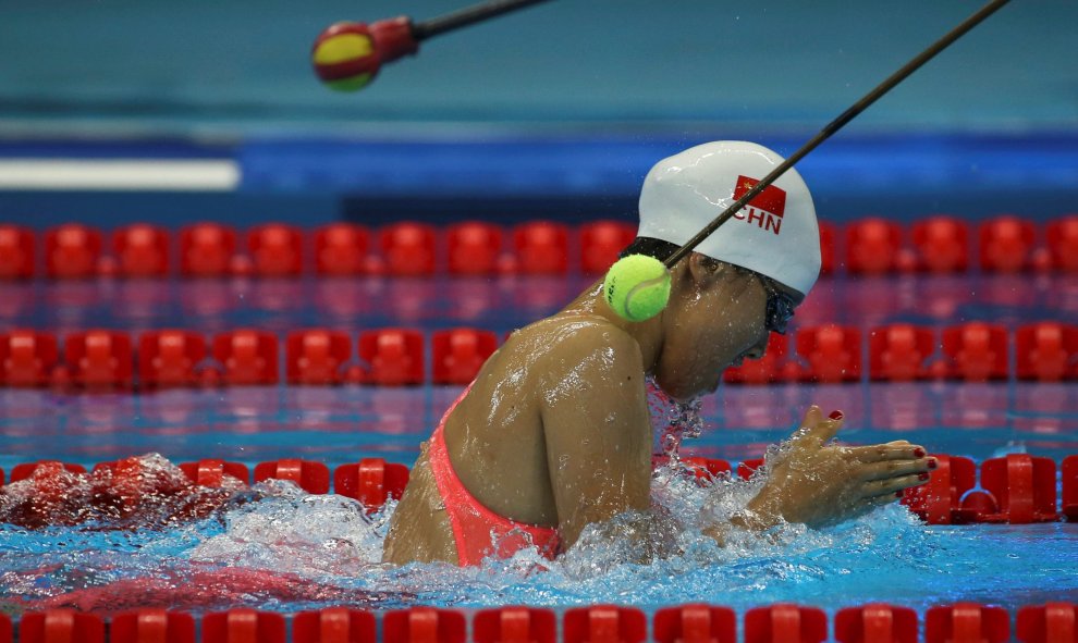 La china Xiaotong Zhang compite en los 100 metros braza en los Juegos Paralímpicos de Río de Janeiro. REUTERS/Sergio Moraes