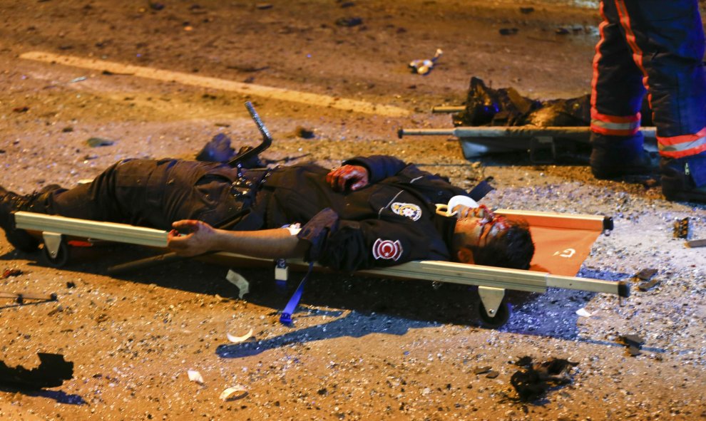 El atentado en Estambul, en imágenes./ REUTERS