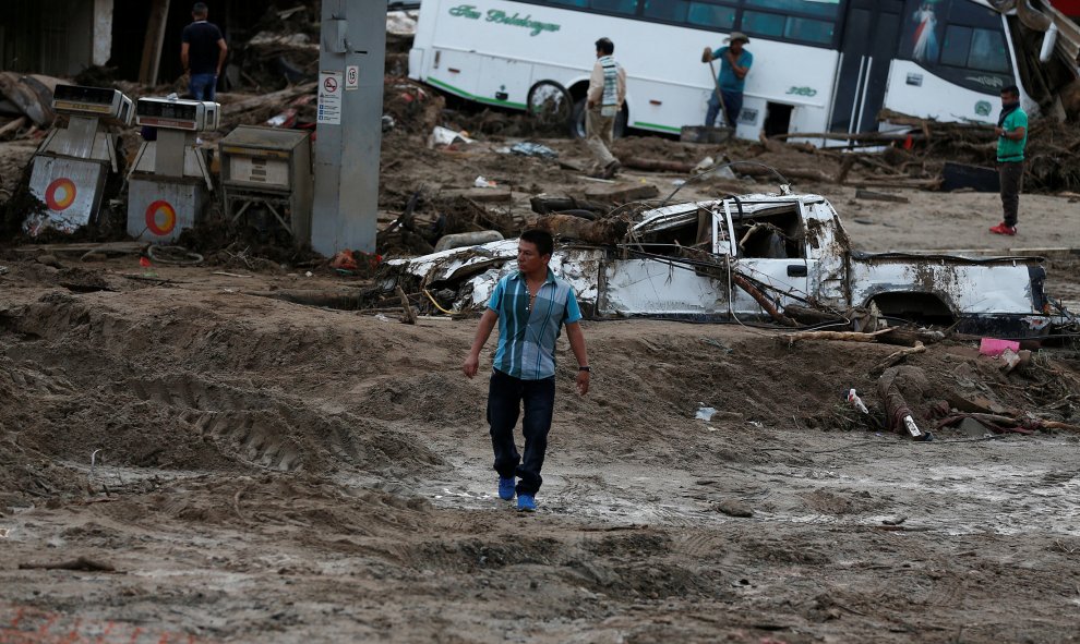 Vista del estado de las calles de Mocoa. Más de 200 personas han muerto en la avalancha tras el desborde de tres ríos al sur de Colombia.- REUTERS/Jaime Saldarriaga