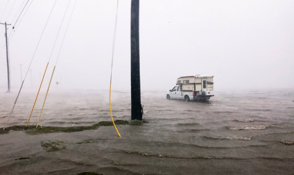 Inundaciones generadas por el huracán Harvey. REUTERS/Brian Thevenot