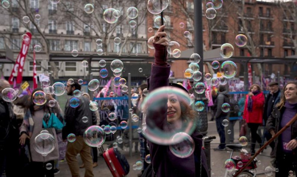 Manifestación feminista en Madrid. / LUCA PIERGIOVANNI (EFE)