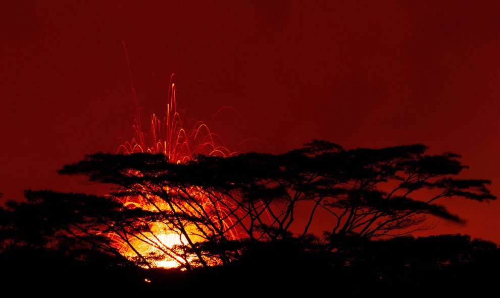Vista del volcán Kīlauea en erupción, Hawái. / EFE