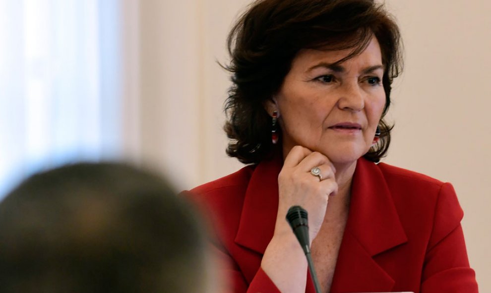 La vicepresidenta, Carmen Calvo, durante el Consejo. JAVIER SORIANO / AFP