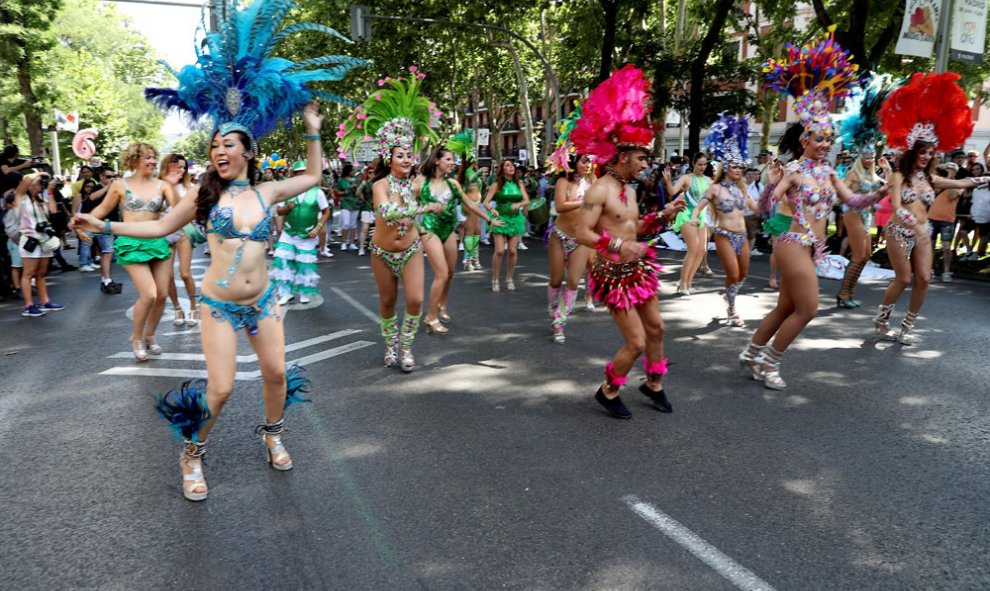 Manifestación del Orgullo en Madrid con el lema principal "Conquistando la igualdad, TRANSformando la sociedad". EFE/J.J. Guillén