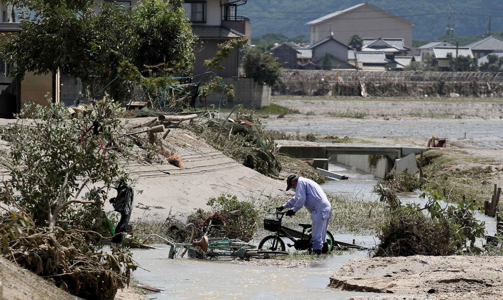 Los expertos han asegurado que los desastres provocados por las lluvias torrenciales se han vuelto más frecuentes en Japón, tal vez debido al calentamiento global. / EFE
