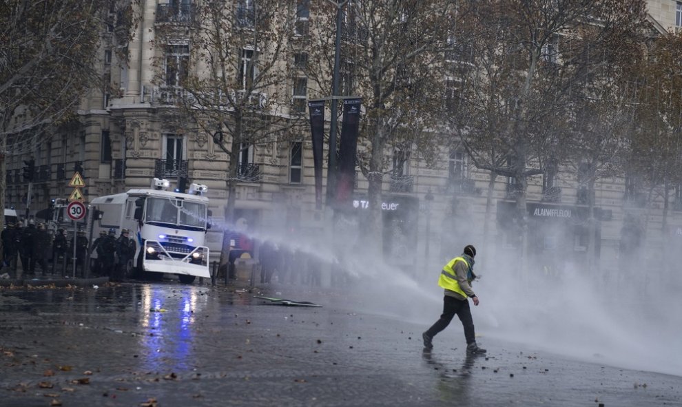 EFE/EPA/JULIEN DE ROSA