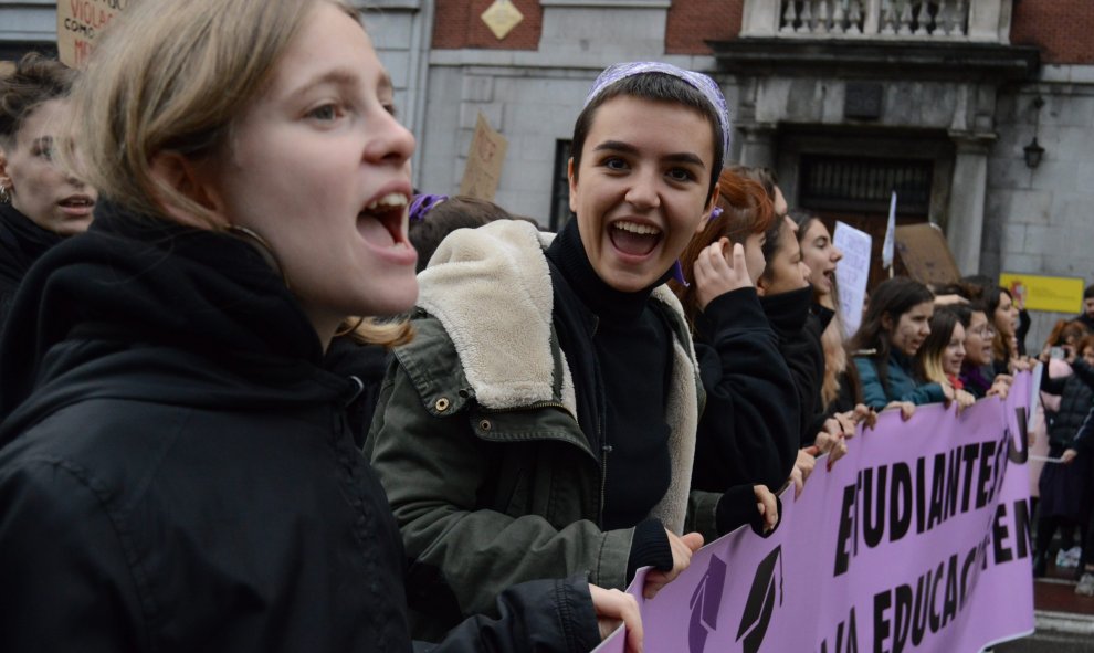 Las feministas no han dejado de gritar durante la manifestación en Madrid, que ha durado más de dos horas - Arancha Ríos