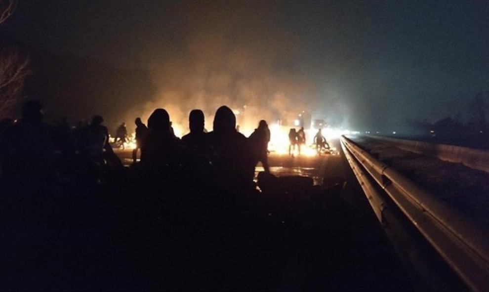 Los CDR han cortado una decena de carreteras catalanas por la huelga a primera hora de la mañana/EUROPA PRESS