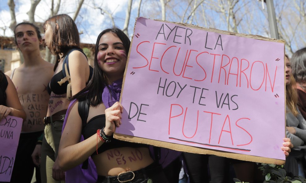 "Ayer la secuestraron, hoy te vas de putas", marcha feminista en Palma de Mallorca / EP