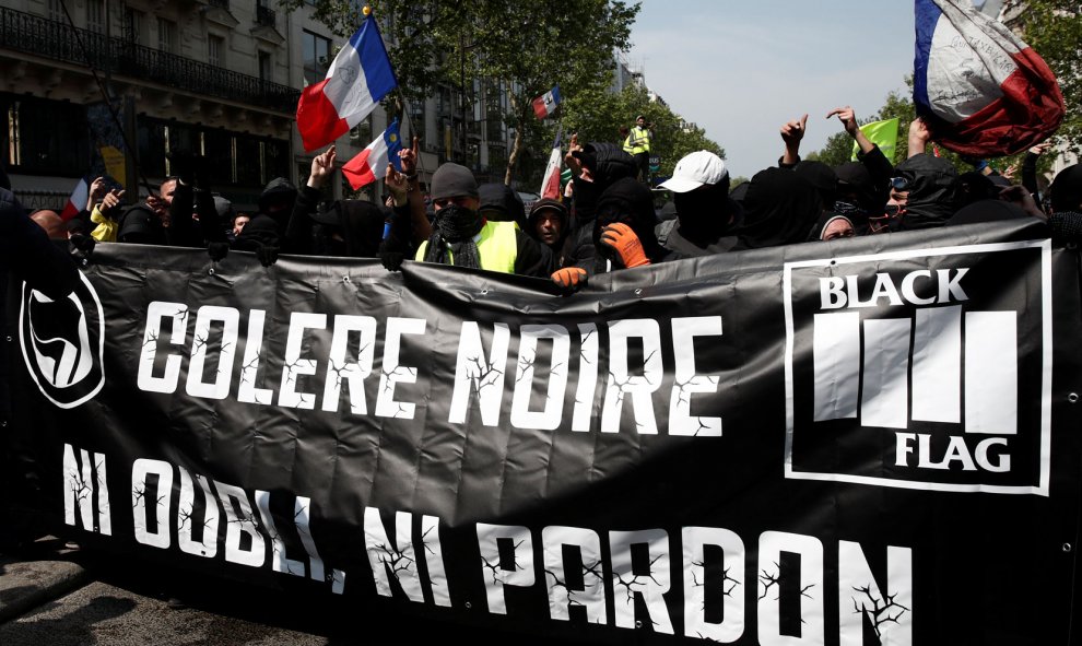 Manifestación del Primero de Mayo en París. / BENOIT TESSIER (REUTERS)