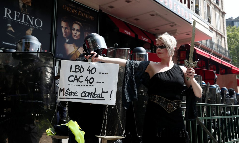 Manifestación del Primero de Mayo en París. / BENOIT TESSIER (REUTERS)