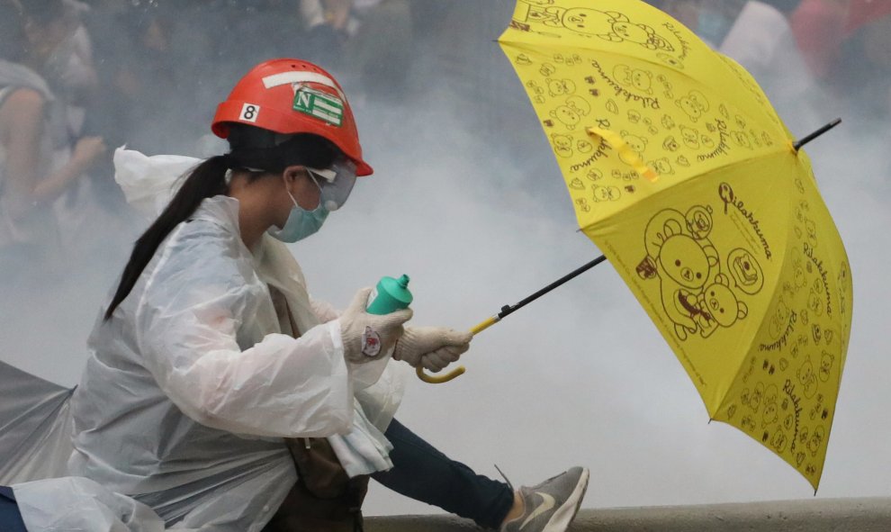 Manifestantes en contra de una propuesta de ley de extradición en Hong Kong. Reuters