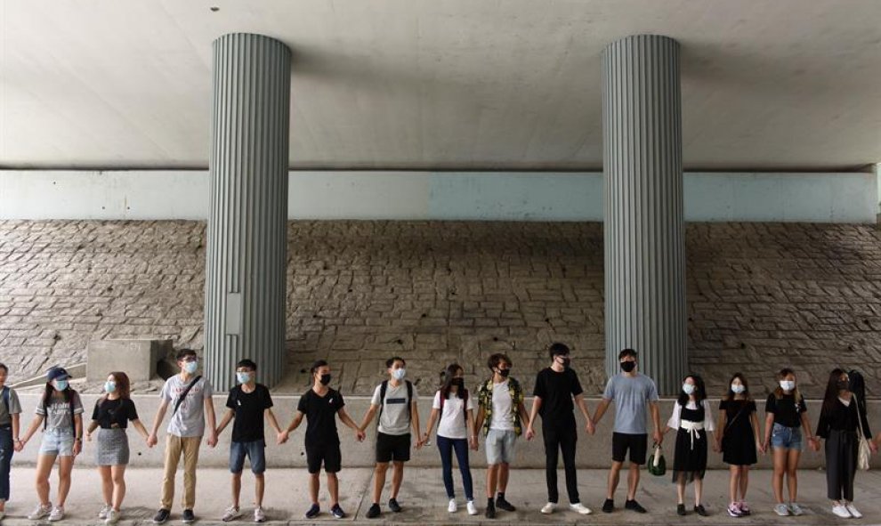 El presidente ejecutivo de Hong Kong, Carrie Lam, anunció el 5 de septiembre la retirada de un controvertido proyecto de ley de extradición que habría permitido la transferencia de sospechosos criminales a China continental después de tres meses de protes