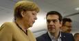 Tsipras, junto a Angela Merkel durante una visita que realizó en junio a Alemania. EP