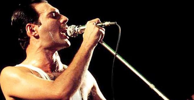 Freddie Mercury en uno de sus conciertos