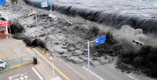 Imagen del Tsunami del 2011, en Fukushima. EFE