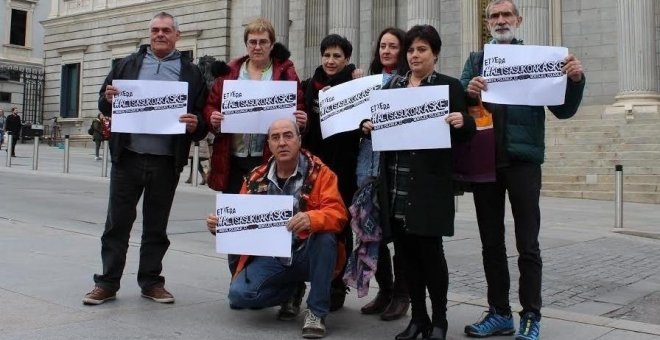 Los familiares han trasladado a los grupos políticos su rechazo ante "la desproporción entre los hechos y las consecuencias penales" y la petición de que "el caso vuelva a la jurisdicción de la Audiencia Provincial de Pamplona"/ EUROPA PRESS