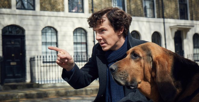 Sherlock, interpretado por Benedict Cumberbatch durante una secuencia en la temporada 4.