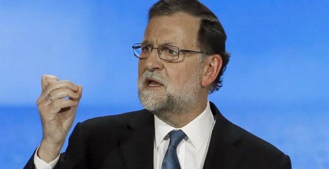 El presidente del Gobierno y del PP, Mariano Rajoy, durante su intervención en la segunda jornada del XVIII Congreso nacional del partido que se celebra hasta mañana en la Caja Mágica de Madrid. EFE/JuanJo Martín