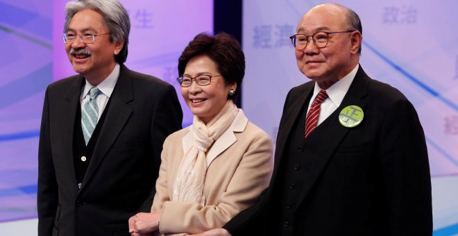 Los tres candidatos nuevo gobernador de Hong Kong, John Tsang, Carrie Lam and Woo Kwok-hing. - REUTERS