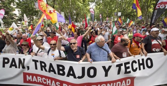 Manifestación que las Marchas de la Dignidad, que aglutinan a cuatro columnas procedentes de distintas partes de España, llevan a cabo hoy por las calles de Madrid, en su lucha contra la precariedad laboral, el paro y la degradación de la educación y sani