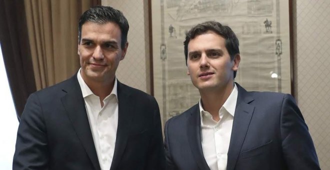 Albert Rivera y Pedro Sánchez reunidos en el Congreso /EFE