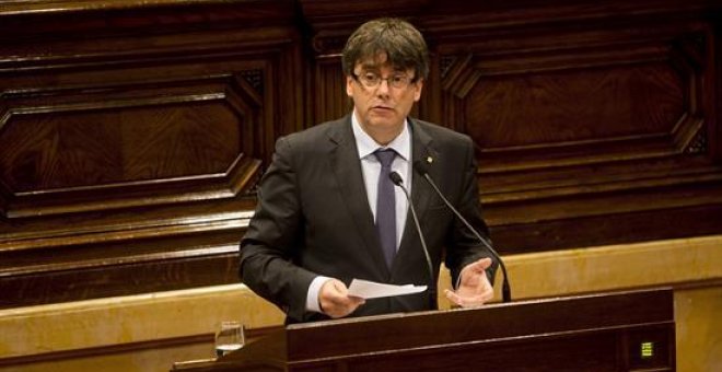 Carles Puigdemont dona explicacions al Parlament sobre el cessament de Jordi Baiget. EFE/Quique García