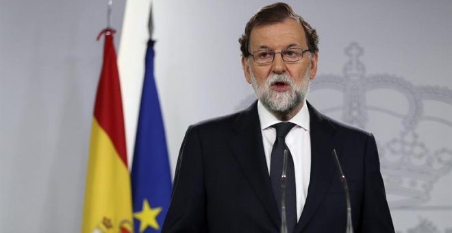 El presidente del Gobierno, Mariano Rajoy, durante su comparecencia esta tarde en el Palacio de La Moncloa. EFE/Chema Moya