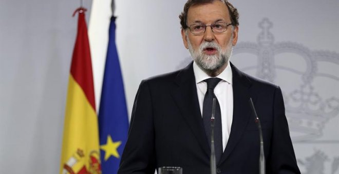 El presidente del Gobierno, Mariano Rajoy, durante su comparecencia esta tarde en el Palacio de La Moncloa. EFE/Chema Moya