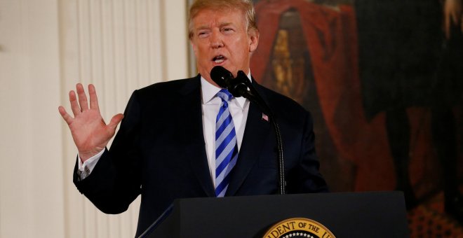 El presidente de EEUU, Donald Trump, durante una ceremonia de entrega de medallas al valor en la Casa Blanca. /REUTERS