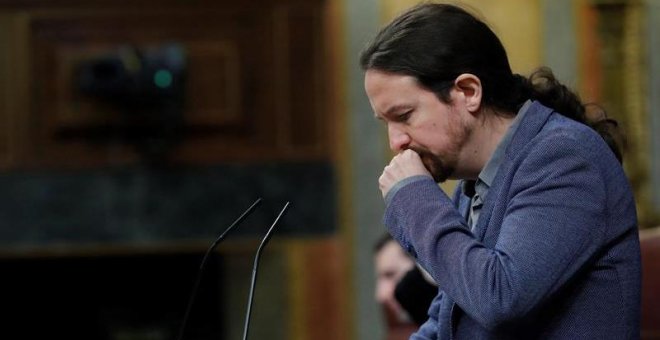 El líder de Podemos, Pablo Iglesias, llega al Congreso en una jornada en la que el presidente del Gobierno, Pedro Sánchez, comparece ante el pleno para hablar de la situación en Catalunya. EFE/Zipi