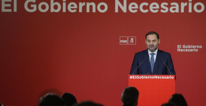 El secretario de Organización del PSOE y ministro de Fomento, José Luis Ábalos, durante la rueda de prensa posterior a la reunión de la Ejecutiva Federal de la formación en Madrid. EFE/Ballesteros