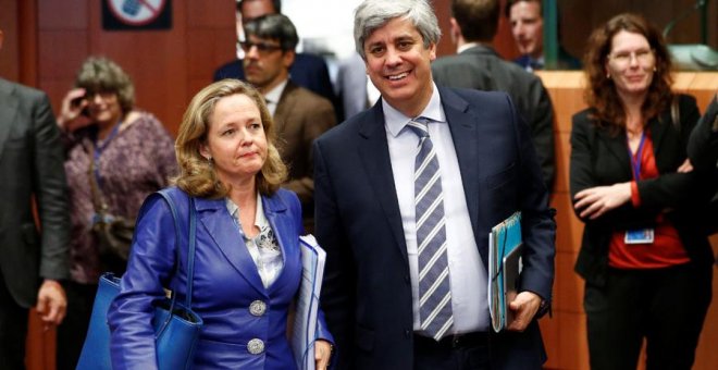 Nadia Calviño y Mário Centeno, en una reunión en Bruselas hace unas semanas. REUTERS/Francois Lenoir