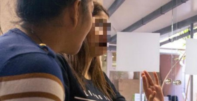 Usuarias del Centre Jove d'Atenció a les Sexualitats de Barcelona. / CJAS