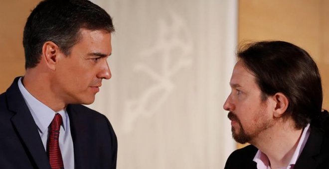 El presidente del gobierno Pedro Sánchez y el líder de Podemos Pablo Iglesias. - EFE