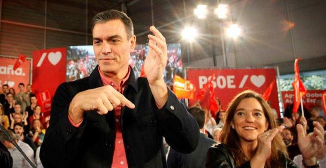 El presidente del Gobierno en funciones y secretario general del PSOE, Pedro Sánchez, durante el acto central de la precampaña socialista en A Coruña. (CABALAR | EFE)