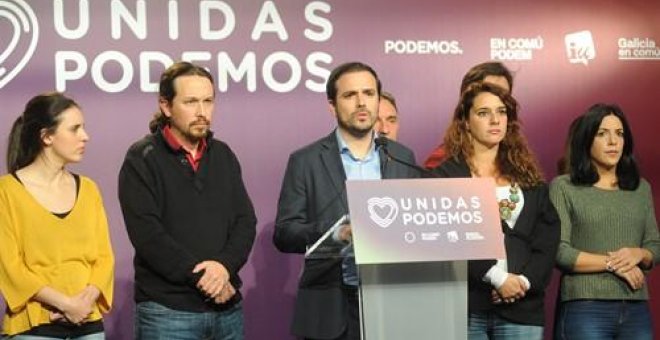Alberto Garzón en rueda de prensa para valorar los resultados de las elecciones del 10-N junto a Pablo Iglesias - Alberto Paredes / Europa Press