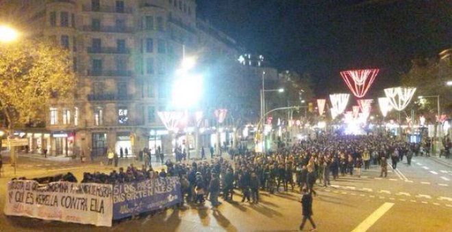 Miles de manifestantes piden tomaron las calles de Barcelona