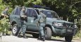 En la imagen, varios agentes de la Guardia Civil tras la operación contra los presuntos miembros de la cúpula de ETA en Burdeos (Francia).