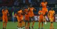 Los jugadores de Costa de Marfil celebran su triunfo en la tanda de penaltis ante Ghana en la final de la Copa de África 2015. /REUTERS