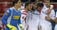 Los jugadores del Sevilla celebran el primer gol del equipo andaluz ante el Borussia Mönchengladbach. - EFE