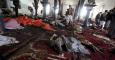 Los cadáveres de las víctimas del ataque a la mezquita de Saná. REUTERS/Khaled Abdullah