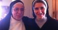 Sor Lucía Caram y la monja Teresa Forcades./ www.lidiapujol.cat