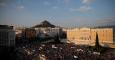 Miles de manifestantes llenan la Plaza de Syntagma frente al edificio del Parlamento en Atenas, Grecia, para protestar contra las políticas de austeridad y en favor del 'NO' en el referéndum sobre las reformas propuestas por la troika.-  REUTERS / Alkis K