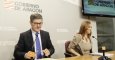 El portavoz del Gobierno de Aragón, Vicente Guillén, y la consejera de Educación, Maite Pérez, este martes tras la primera reunión del nuevo ejecutivo.
