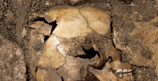 Niño calcolítico de hace 4.900 años del yacimiento de El Portalón (Atapuerca) que ha proporcionado ADN para el estudio. / Javier Trueba/Madrid Scientific Films