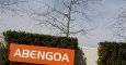 El logo de Abengoa en la entrada de su sede en Sevilla, el Campus Palmas Altas. REUTERS/Marcelo del Pozo