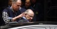 Rodrigo Rato sale detenido de su domicilio en Madrid. Foto: Javier Soriano. (AFP)