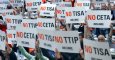 Protesta del partido alemán Die Linke contra el TiSA, el TTIP y el CETA.